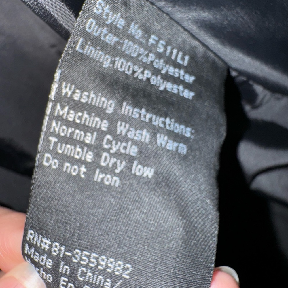 So soft faux fur Long Vest Sz S. Black Perfect condition! Stunning! - Picture 9 of 10